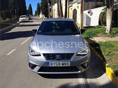 Usado Seat Ibiza FR 110 CV (80 kW) 2024 Gris / plata Utilitario