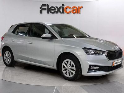 Usado Skoda Fabia Ambition 110 CV (80 kW) 2022 Gris Utilitario