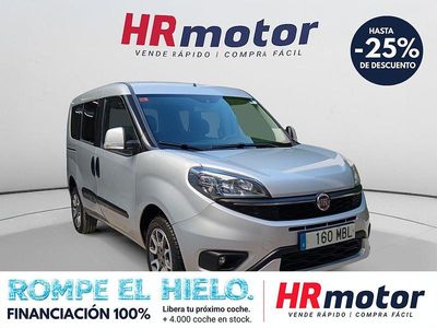 Usado Fiat Doblò Trekking 120 CV (88 kW) 2020 Gris Monovolumen