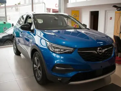 Usado Opel Grandland X Design & Tech 131 CV (96 kW) 2021 Otro SUV