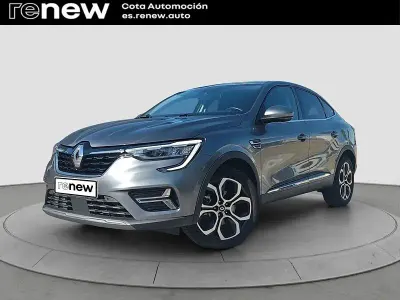 Usado Renault Arkana Zen 145 CV (106 kW) 2022 Gris SUV
