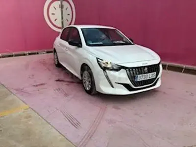 Usado Peugeot 208 Active 75 CV (55 kW) 2021 Blanco Utilitario