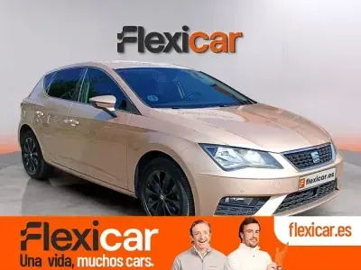 Usado Seat Leon Style 115 CV (84 kW) 2019 Beige