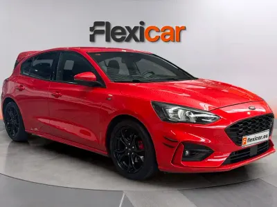 Usado Ford Focus ST-Line 125 CV (91 kW) 2018 Rojo Berlina