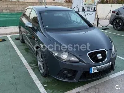 Usado Seat Leon 170 CV (125 kW) 2008 Negro Utilitario