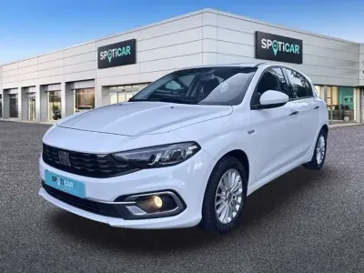 Usado Fiat Tipo Life 102 CV (75 kW) 2021 Blanco Berlina