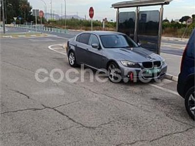 Gris / plata Usado 2013 BMW 318 Gran Turismo Berlina | 5000 €