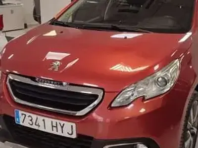 Usado Peugeot 2008 Allure 114 CV (83 kW) 2014 Naranja SUV