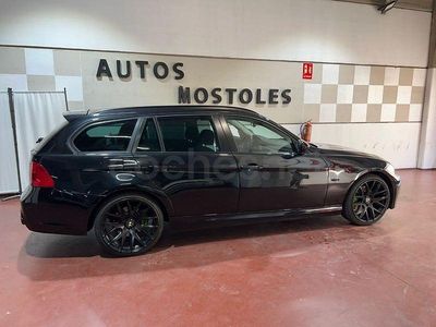 Usado BMW 318 143 CV (105 kW) 2011 Negro Familiar