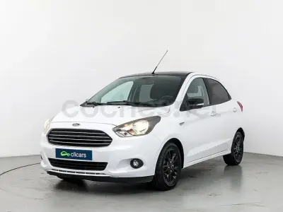 Usado Ford Ka Plus Ultimate 85 CV (62 kW) 2018 Blanco Utilitario