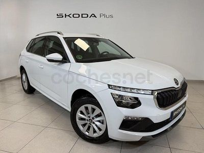 Usado Skoda Kamiq Selection 95 CV (69 kW) 2025 Blanco SUV