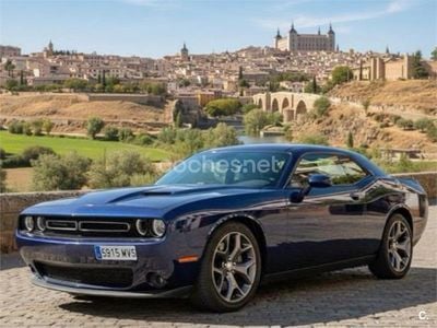 Azul Usado 2023 Dodge Challenger SXT Coupe | 26.900 € (Caro)
