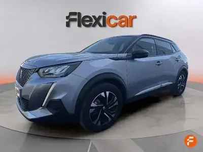 Usado Peugeot e-2008 Allure 100 kW (136 CV) 2022 Gris SUV