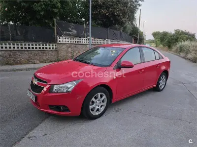 Usado Chevrolet Cruze LT 150 CV (110 kW) 2010 Rojo Berlina