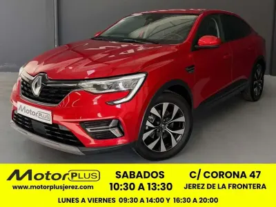 Usado Renault Arkana Engineered 144 CV (105 kW) 2023 Rojo SUV