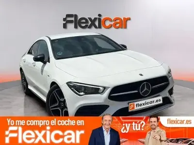 Usado Mercedes CLA200 150 CV (110 kW) 2021 Blanco Coupe
