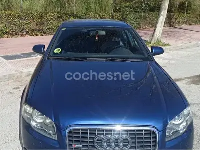 Usado Audi A4 140 CV (102 kW) 2007 Azul Berlina