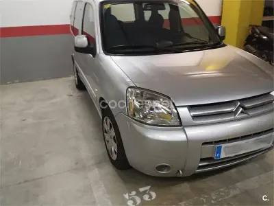Usado Citroën Berlingo 90 CV (66 kW) 2007 Gris / plata Monovolumen