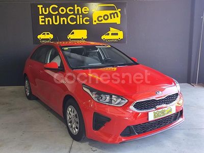 Usado Kia Ceed 100 CV (73 kW) 2020 Rojo Utilitario