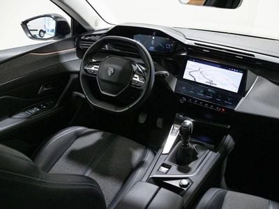 Usado Peugeot 308 Allure 130 CV (95 kW) 2023 Verde Berlina