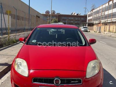 Usado Fiat Bravo Active 105 CV (77 kW) 2009 Rojo Utilitario