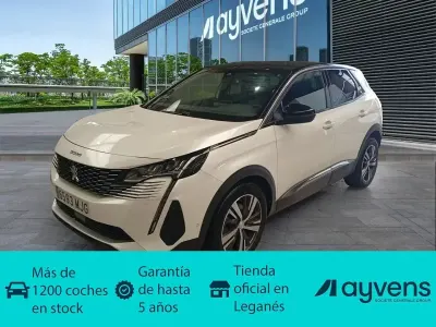 Usado Peugeot 3008 Allure 131 CV (96 kW) 2023 Blanco SUV