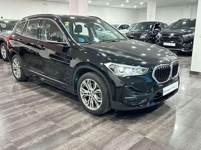 Käytetty BMW X1 Comfort Edition 220 HP (161 kW) 2020 Musta Katumaasturi