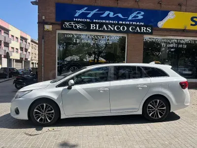 Usado Toyota Avensis
