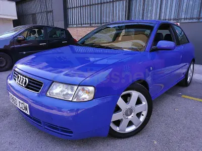 Usado Audi A3 Ambition 110 CV (80 kW) 1999 Azul Utilitario