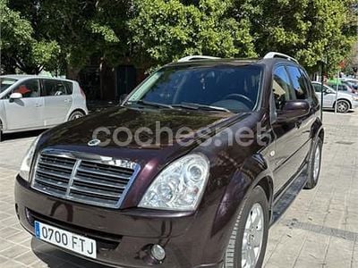 Usado Ssangyong (KGM) Rexton II 165 CV (121 kW) 2007 Negro SUV