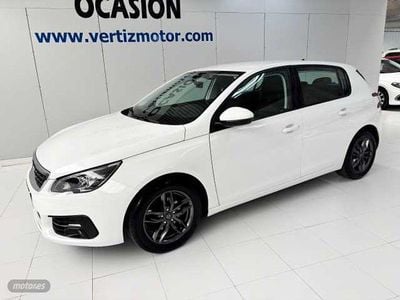 Usado Peugeot 308 Active 131 CV (96 kW) 2018 Blanco Utilitario