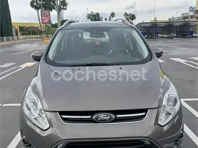 Usado Ford Grand C-Max Titanium 140 CV (102 kW) 2013 Beige Monovolumen