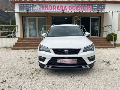 Usado Seat Ateca 4Drive 190 CV (139 kW) 2019 Blanco SUV