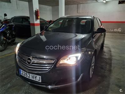 Usado Opel Insignia Sportive 160 CV (117 kW) 2013 Gris / plata Familiar