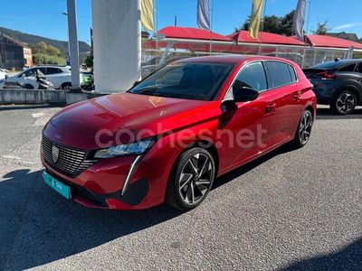 Rojo Usado 2024 Peugeot 308 Allure Berlina | 21.900 € (Buen precio)
