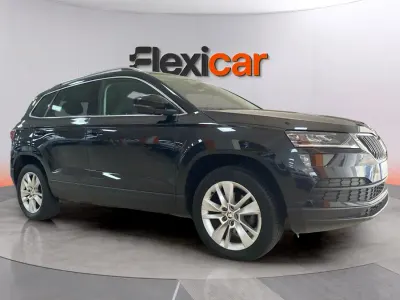 Usado Skoda Karoq Ambition 116 CV (85 kW) 2019 Negro SUV