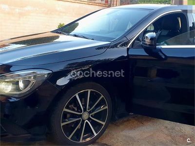 Usado Mercedes CLA200 136 CV (100 kW) 2016 Negro Berlina