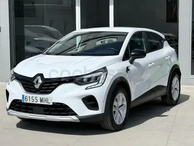 Usado Renault Captur Equilibre 100 CV (73 kW) 2023 Blanco SUV