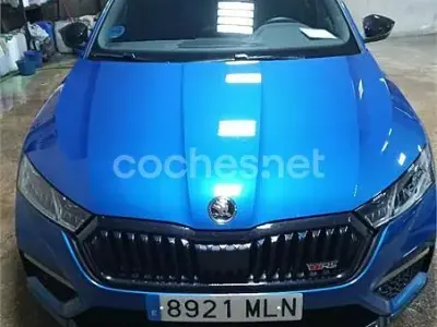 Usado Skoda Octavia RS 245 CV (180 kW) 2024 Azul Familiar