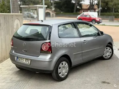 Usado VW Polo GT 70 CV (51 kW) 2006 Gris / plata Utilitario