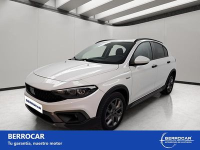 Usado Fiat Tipo 100 CV (73 kW) 2022 Blanco Familiar