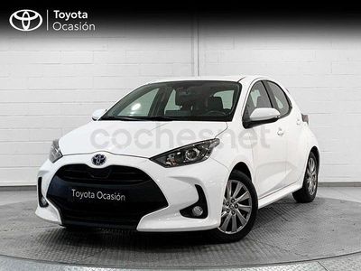 Usado Toyota Yaris Hybrid Active 116 CV (85 kW) 2023 Blanco Berlina