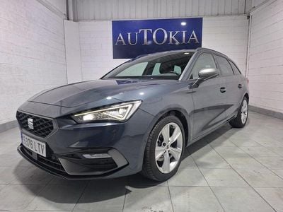 Usado Seat Leon FR 150 CV (110 kW) 2021 Gris / plata Familiar