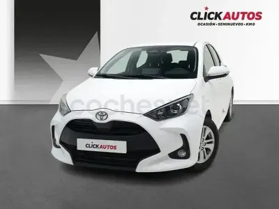 Usado Toyota Yaris Hybrid Business Edition 116 CV (85 kW) 2025 Blanco Berlina