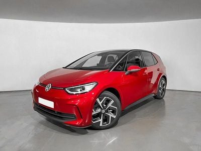 Usado VW ID.3 Pro 150 kW (204 CV) 2024 Rojo intenso metalizado con techo negro Utilitario