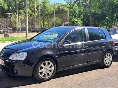Usado VW Golf IV Sportline 102 CV (75 kW) 2005 Negro Berlina