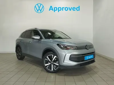 Käytetty VW Tiguan 150 HP (110 kW) 2025 Harmaa Katumaasturi