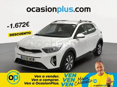 Usado Kia Stonic 100 CV (73 kW) 2024 Blanco SUV