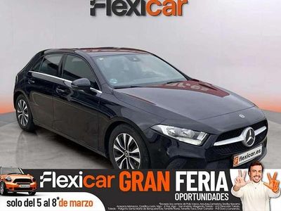 Usado Mercedes A180 109 CV (80 kW) 2019 Negro Utilitario