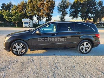 Usado Mercedes R350 265 CV (194 kW) 2012 Negro Monovolumen